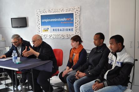 Incontro in Redazione con mos. Michele Russo Incontro in Redazione con mos. Michele Russo